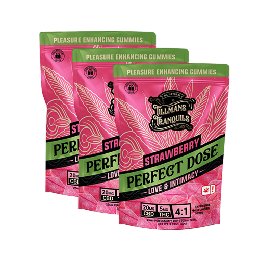 Strawberry-Love-THC-Gummies-3-pack